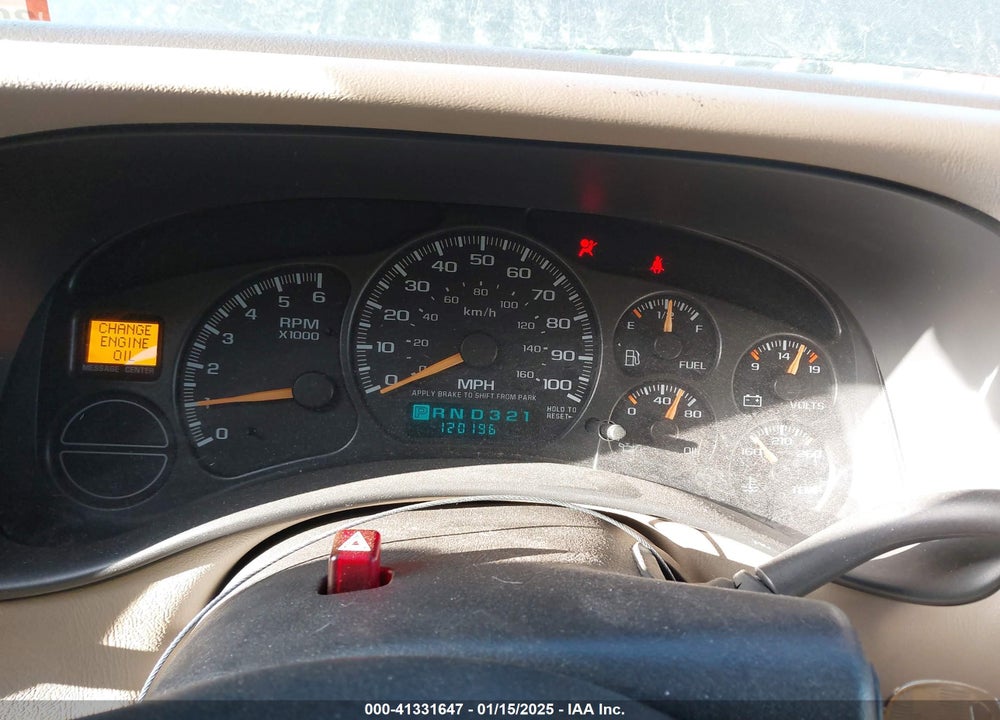 2002 CHEVROLET TAHOE LT VIN: 1GNEK13Z52R134654