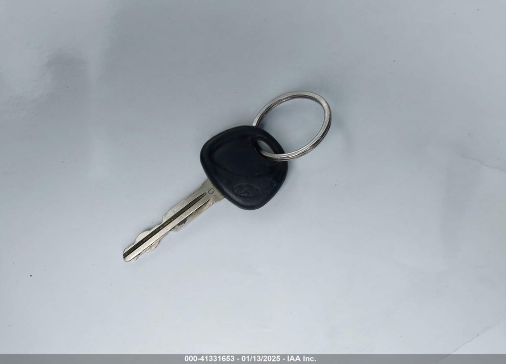 2007 HYUNDAI ELANTRA VIN: KMHDU46D87U192970