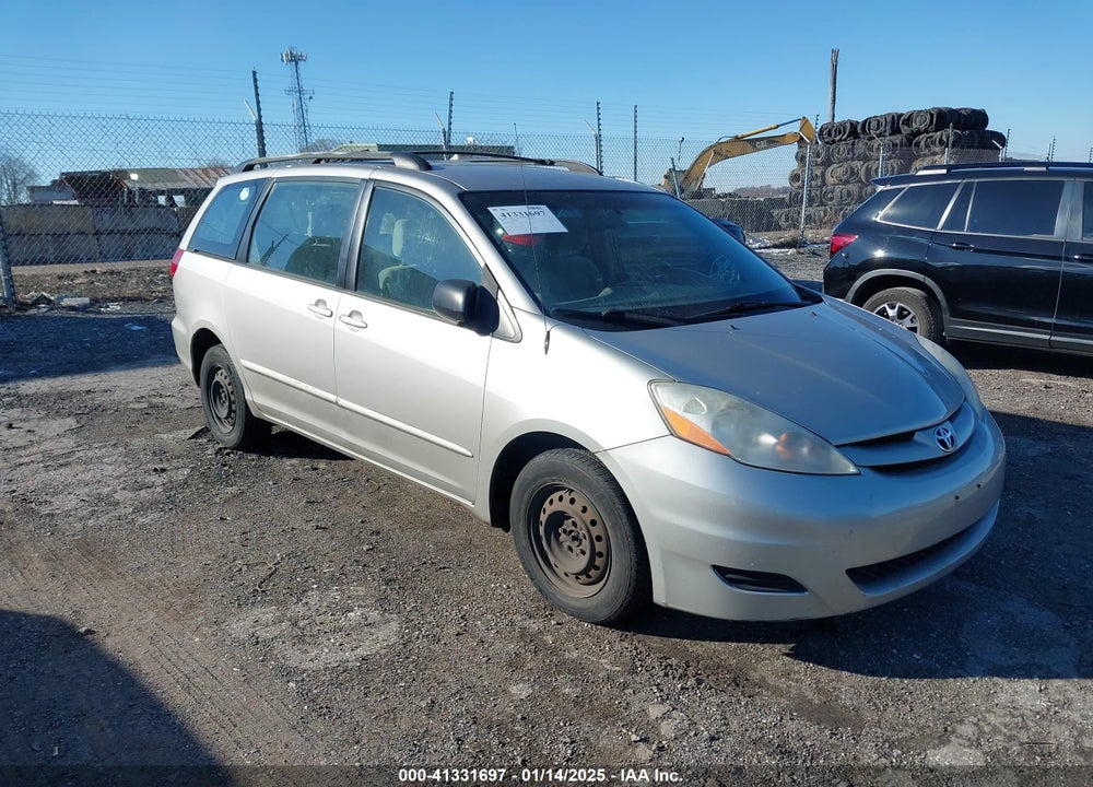 2008 TOYOTA SIENNA CE VIN: 5TDZK23C18S110809