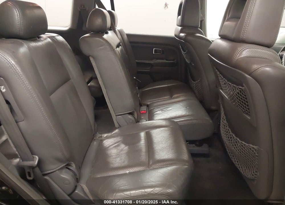 2005 HONDA PILOT EX-L VIN: 5FNYF18635B052506