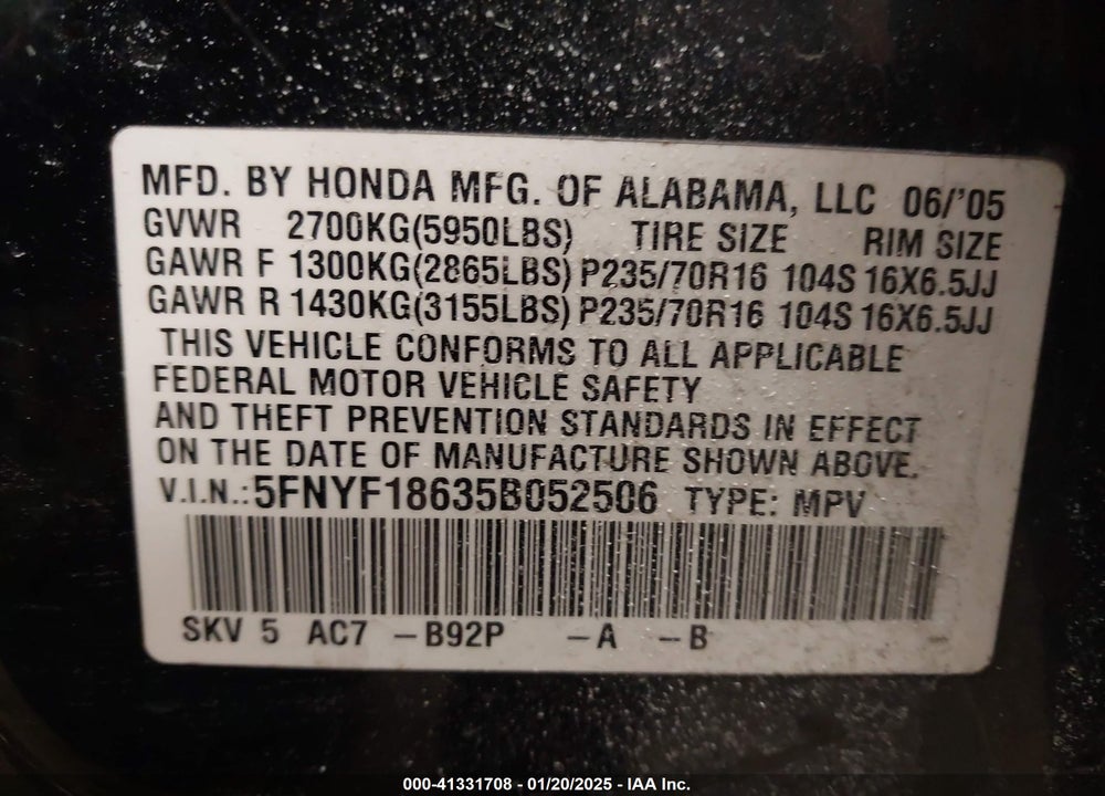 2005 HONDA PILOT EX-L VIN: 5FNYF18635B052506