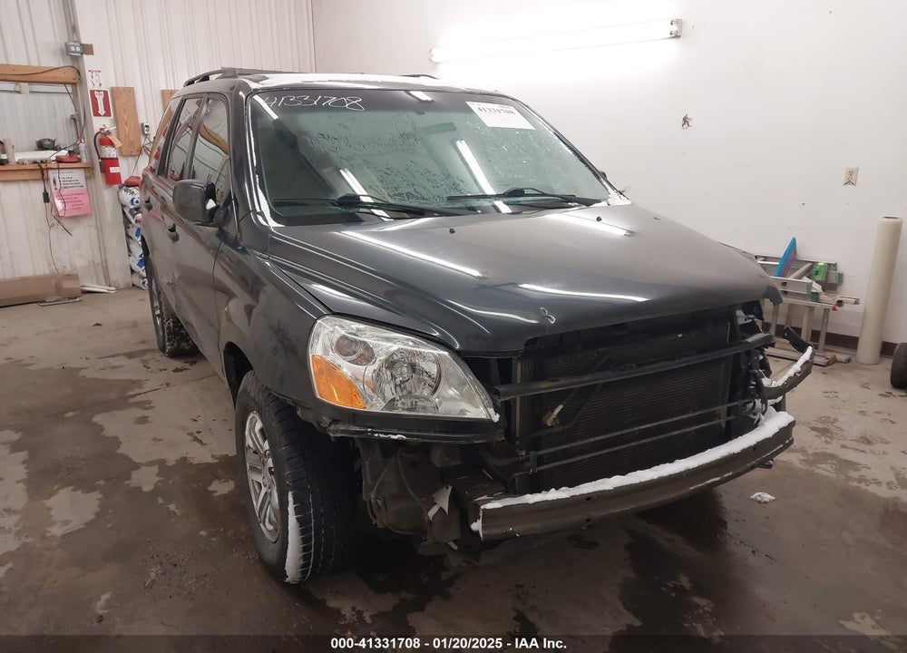 2005 HONDA PILOT EX-L VIN: 5FNYF18635B052506