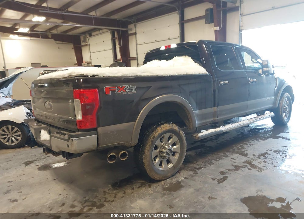 2018 FORD F-250 LARIAT VIN: 1FT7W2BT3JEB00064