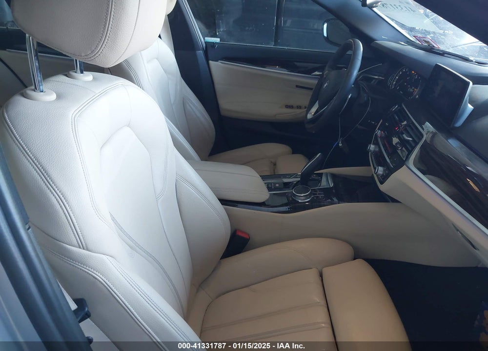 2019 BMW 540I XDRIVE VIN: WBAJE7C55KG892551