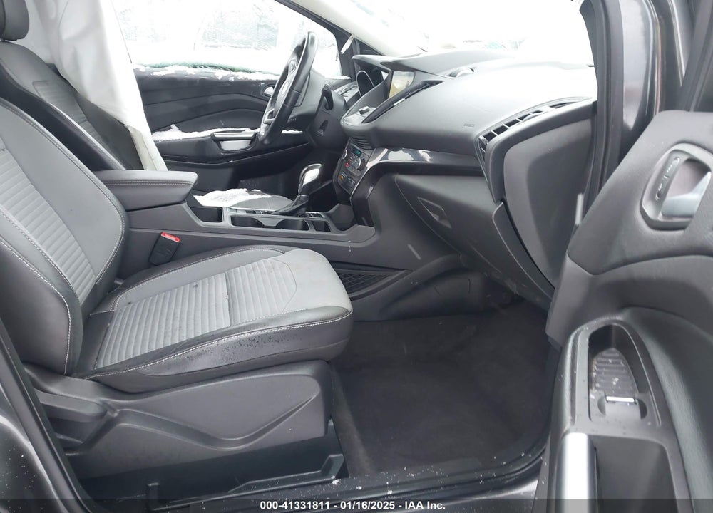 2019 FORD ESCAPE SE VIN: 1FMCU0GD2KUA38329