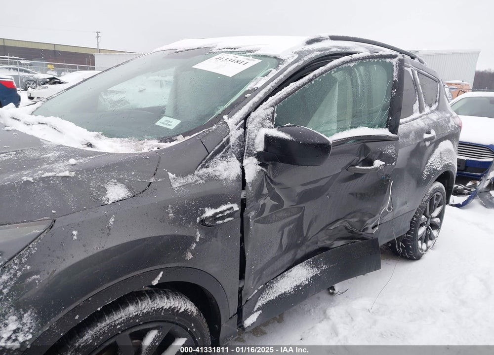 2019 FORD ESCAPE SE VIN: 1FMCU0GD2KUA38329