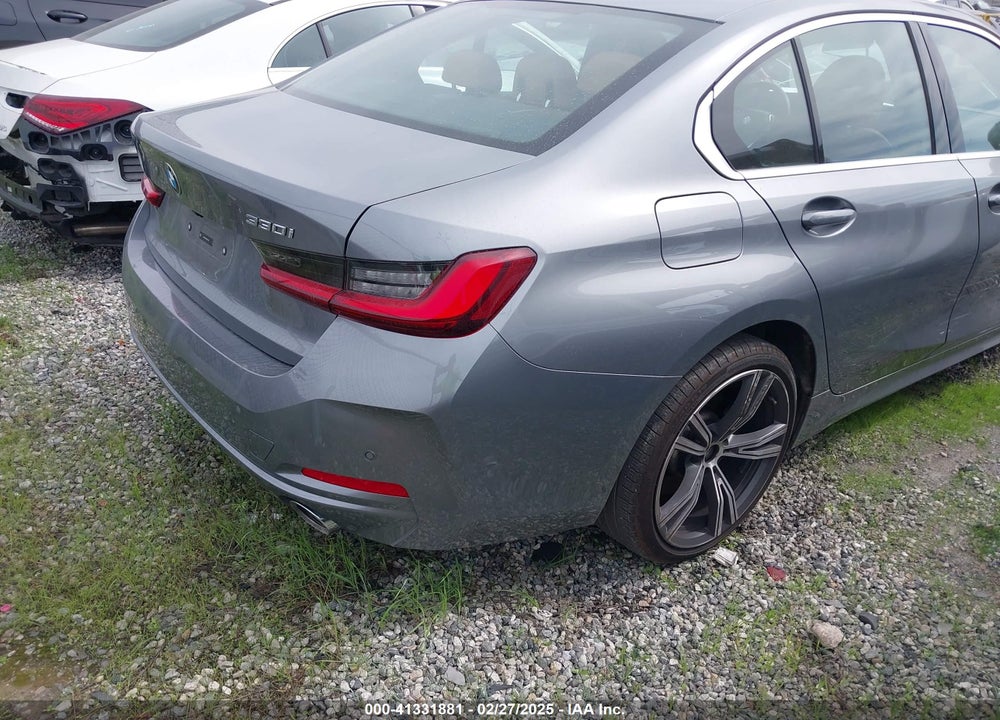 2024 BMW 3 SERIES VIN: 3MW69FF02R8E15704