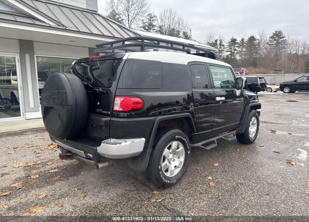 2010 TOYOTA FJ CRUISER VIN: JTEBU4BF7AK090884