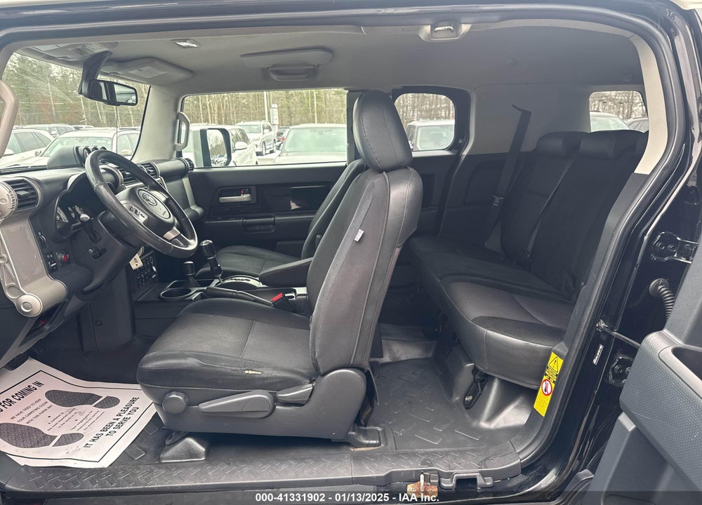 2010 TOYOTA FJ CRUISER VIN: JTEBU4BF7AK090884