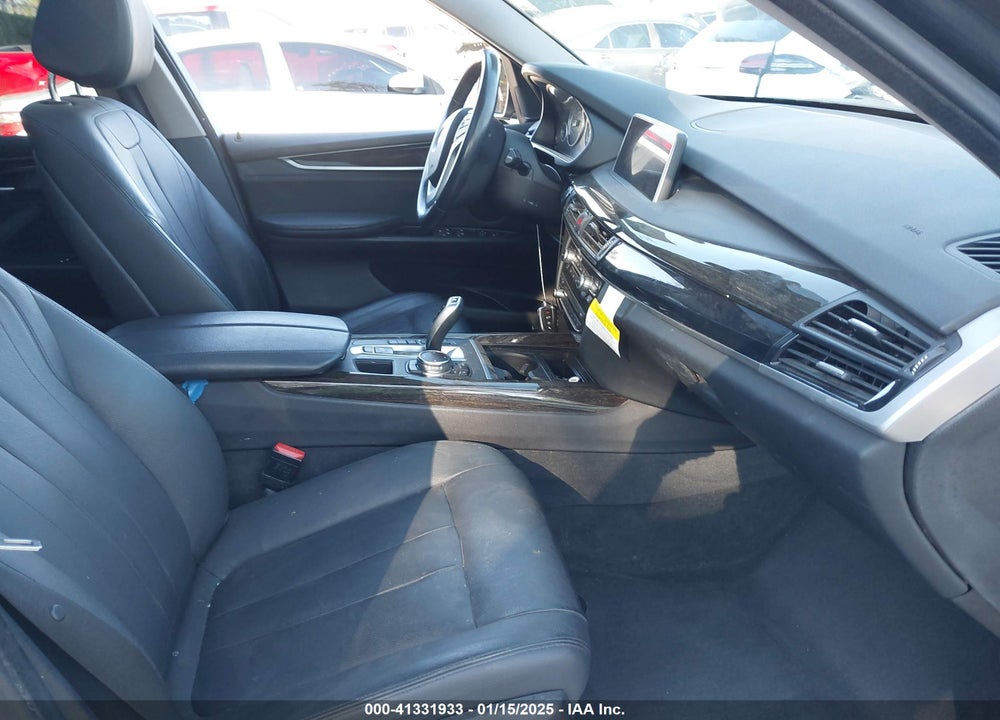2016 BMW X5 XDRIVE35I VIN: 5UXKR0C59G0P24915