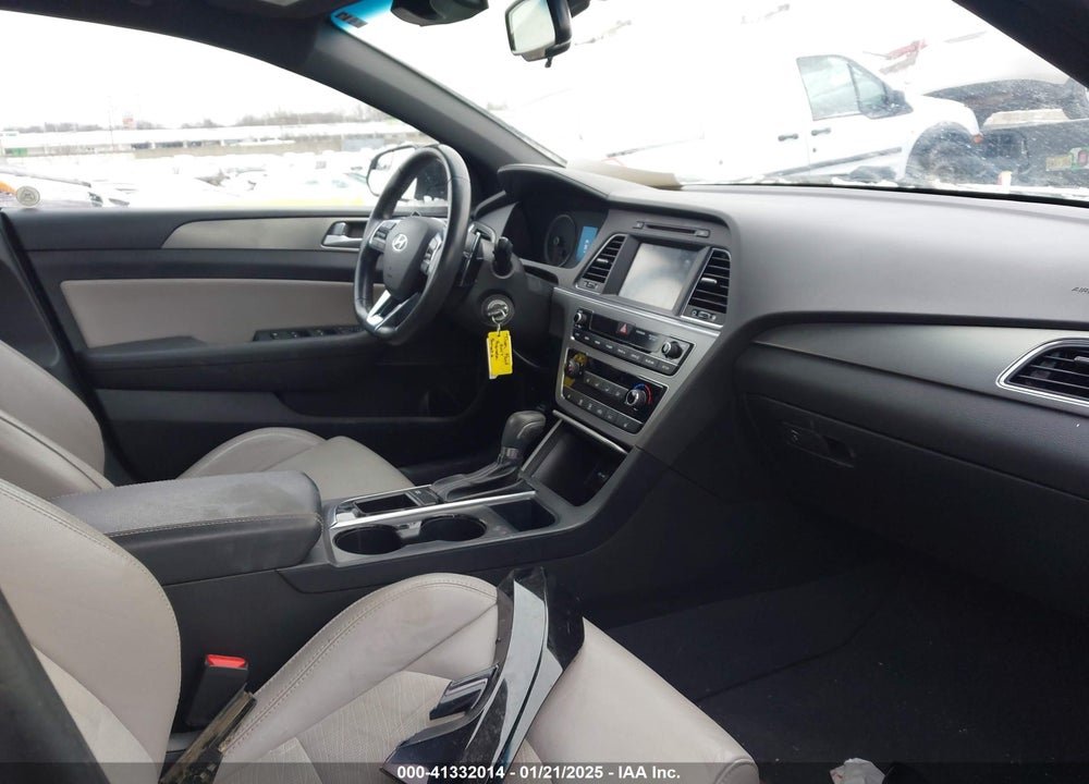 2017 HYUNDAI SONATA VIN: 5NPE34ABXHH502615