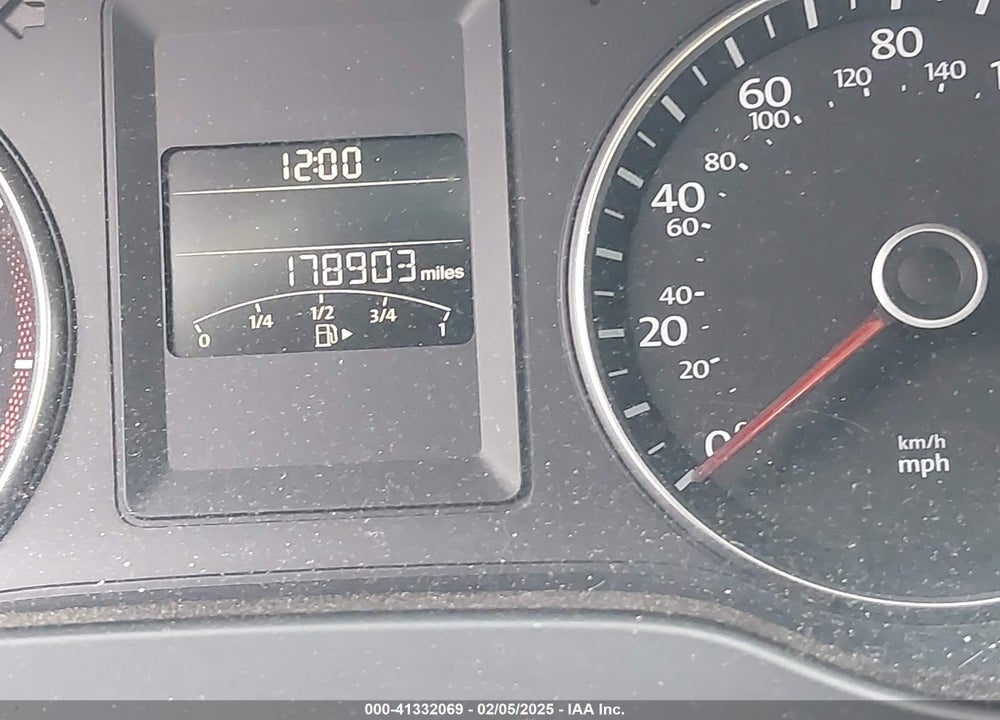 2013 VOLKSWAGEN JETTA VIN: 3VWDP7AJ9DM266954