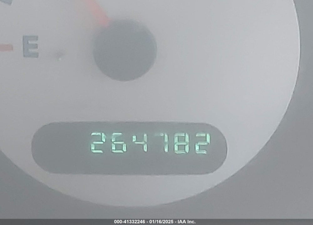2002 CHRYSLER VOYAGER EC VIN: 1C4GJ15B12B557227