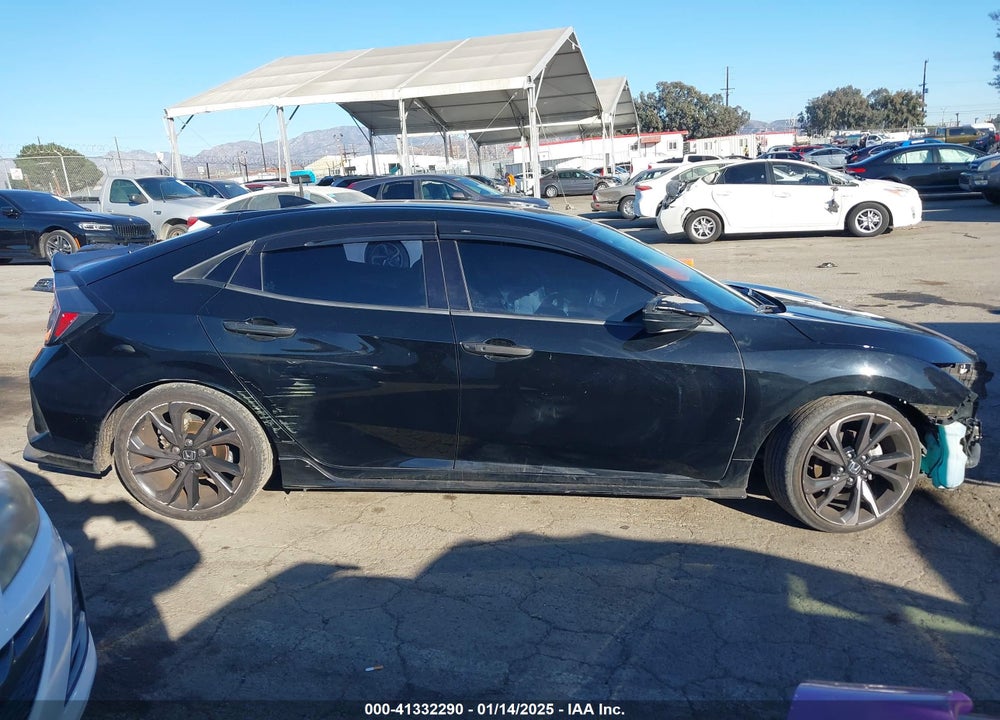 2018 HONDA CIVIC VIN: SHHFK7G48JU218372