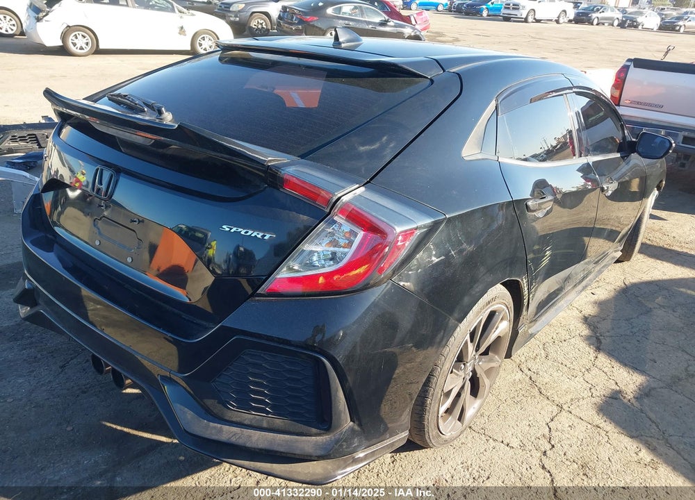 2018 HONDA CIVIC VIN: SHHFK7G48JU218372