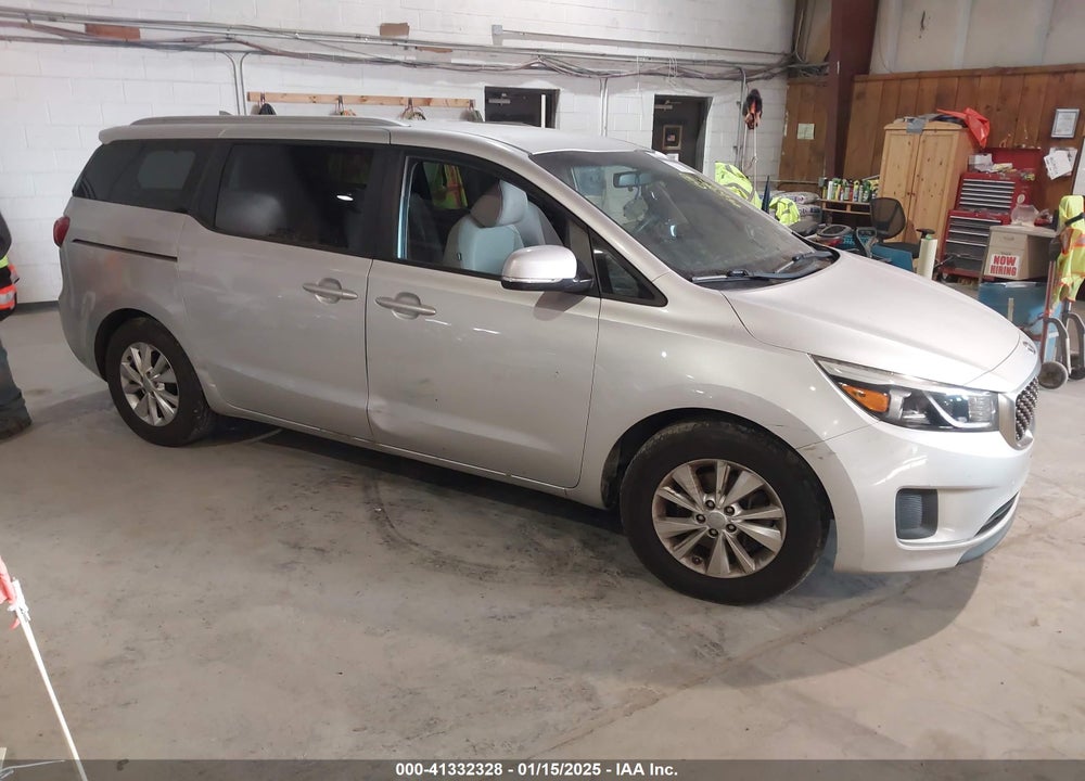 2015 KIA SEDONA LX VIN: KNDMB5C13F6018852