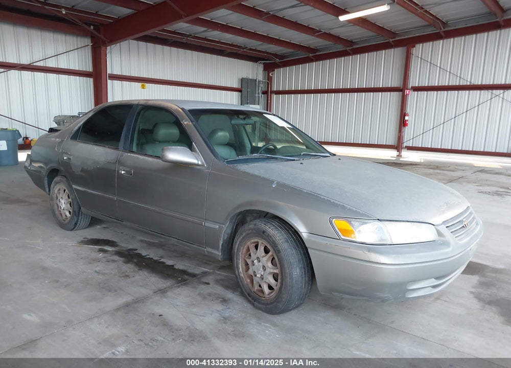 1998 TOYOTA CAMRY LE VIN: JT2BG22K3W0115319