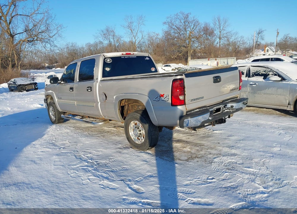 2005 CHEVROLET SILVERADO 2500HD LS VIN: 1GCHK23U15F914186