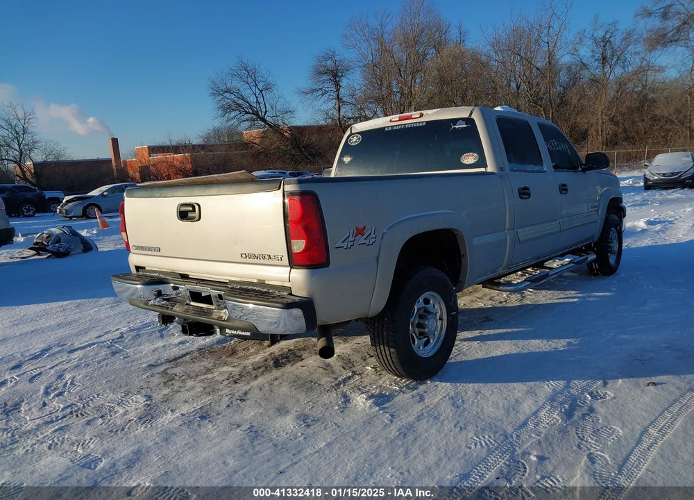 2005 CHEVROLET SILVERADO 2500HD LS VIN: 1GCHK23U15F914186