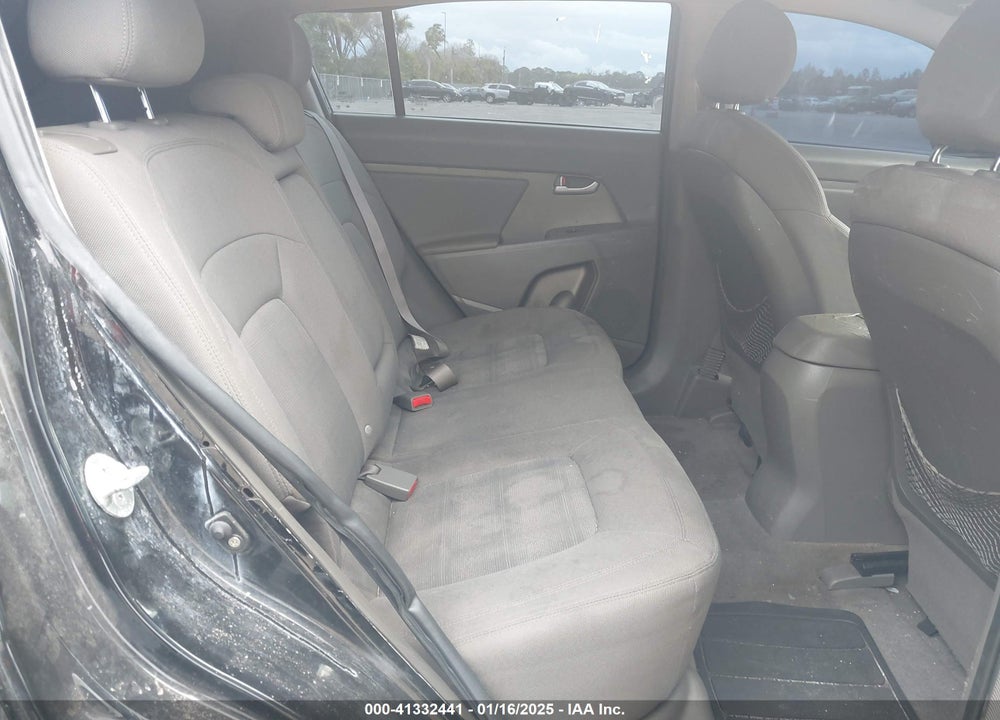 2011 KIA SPORTAGE LX VIN: KNDPB3A24B7079886
