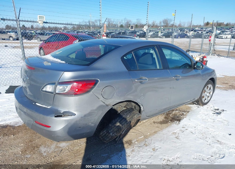 2012 MAZDA 3 VIN: JM1BL1UF1C1556840
