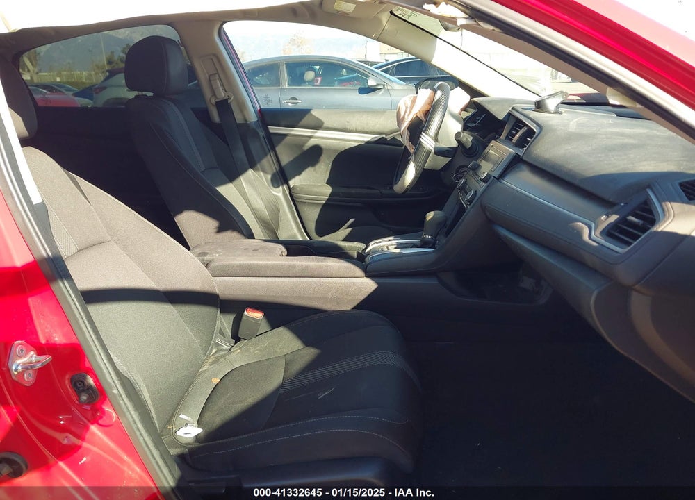 2018 HONDA CIVIC VIN: 2HGFC2F56JH527569