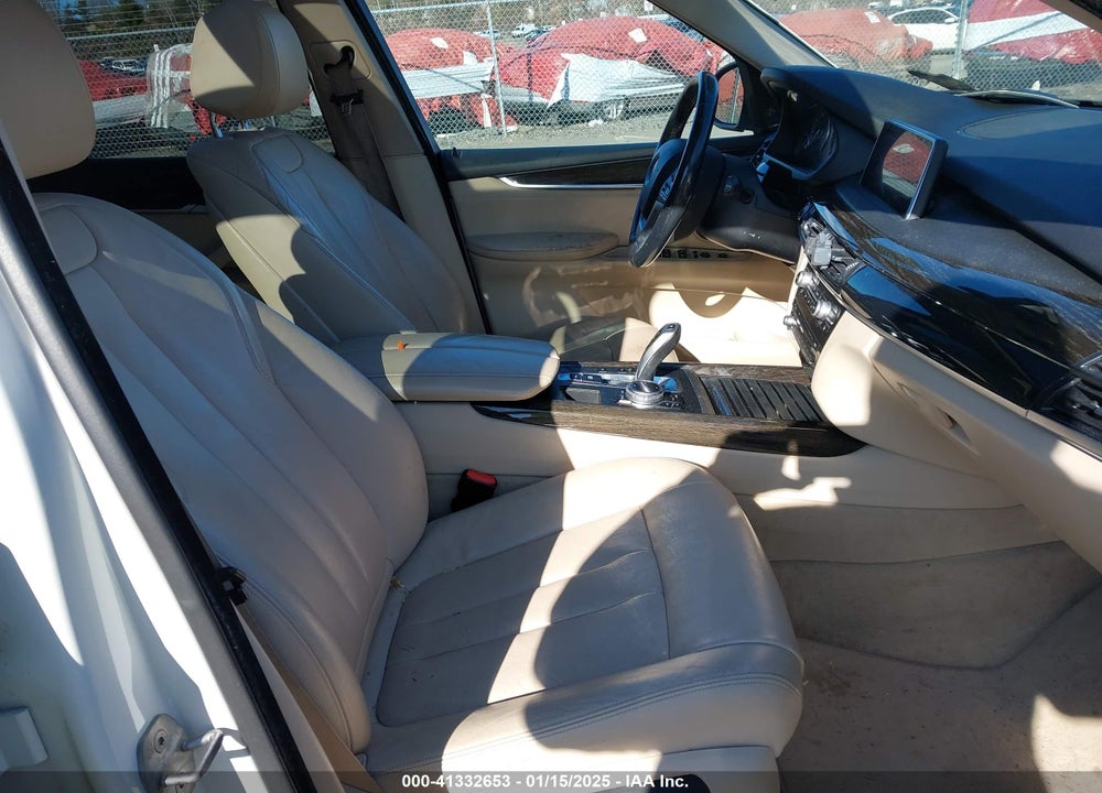 2015 BMW X5 XDRIVE35I VIN: 5UXKR0C50F0K54319