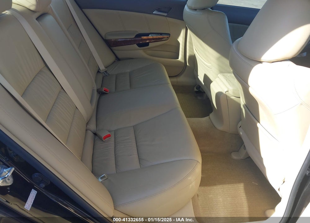 2008 HONDA ACCORD 2.4 EX-L VIN: 1HGCP26818A044209
