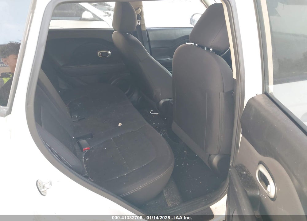 2016 KIA SOUL VIN: KNDJN2A24G7847848
