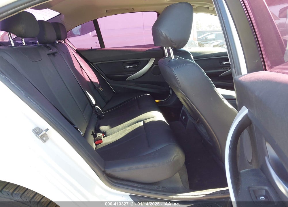 2013 BMW 328I VIN: WBA3C1C52DF443123