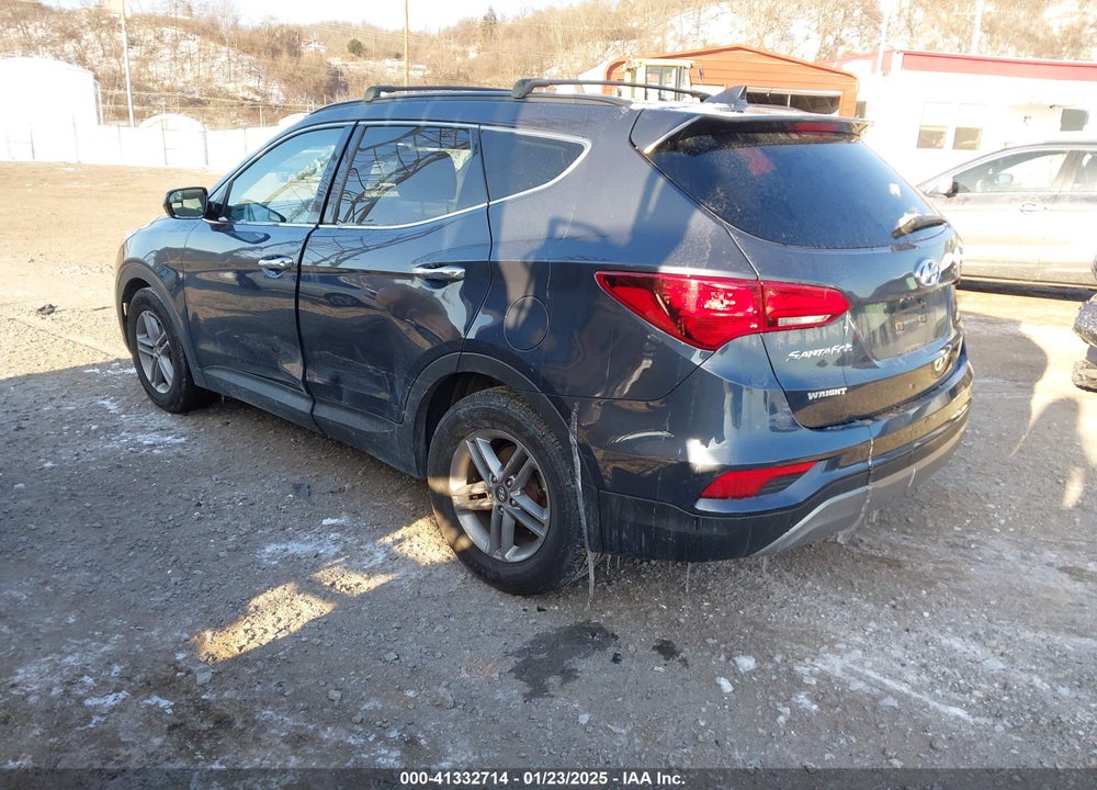 2017 HYUNDAI SANTA FE SPORT 2.4L VIN: 5NMZUDLB7HH020547