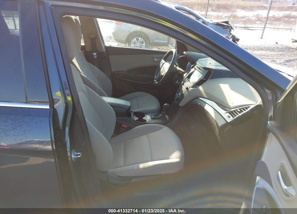 2017 HYUNDAI SANTA FE SPORT 2.4L VIN: 5NMZUDLB7HH020547