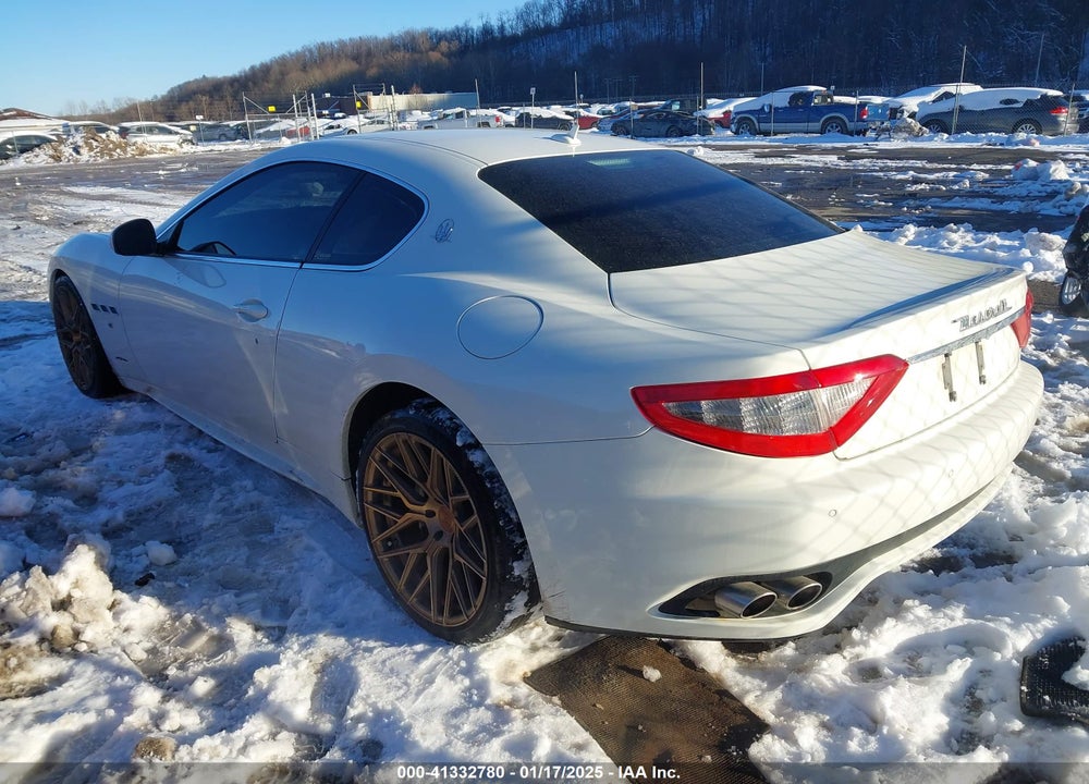 2012 MASERATI GRANTURISMO VIN: ZAM45KLA1C0062249