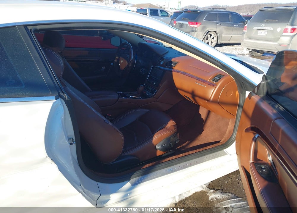 2012 MASERATI GRANTURISMO VIN: ZAM45KLA1C0062249