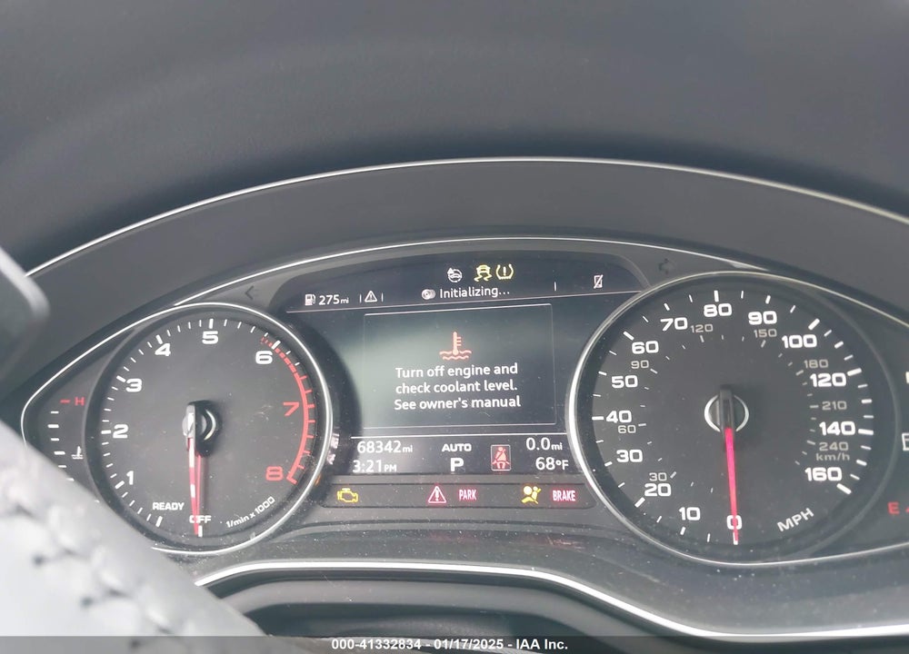 2019 AUDI A4 VIN: WAUDNAF4XKA017272