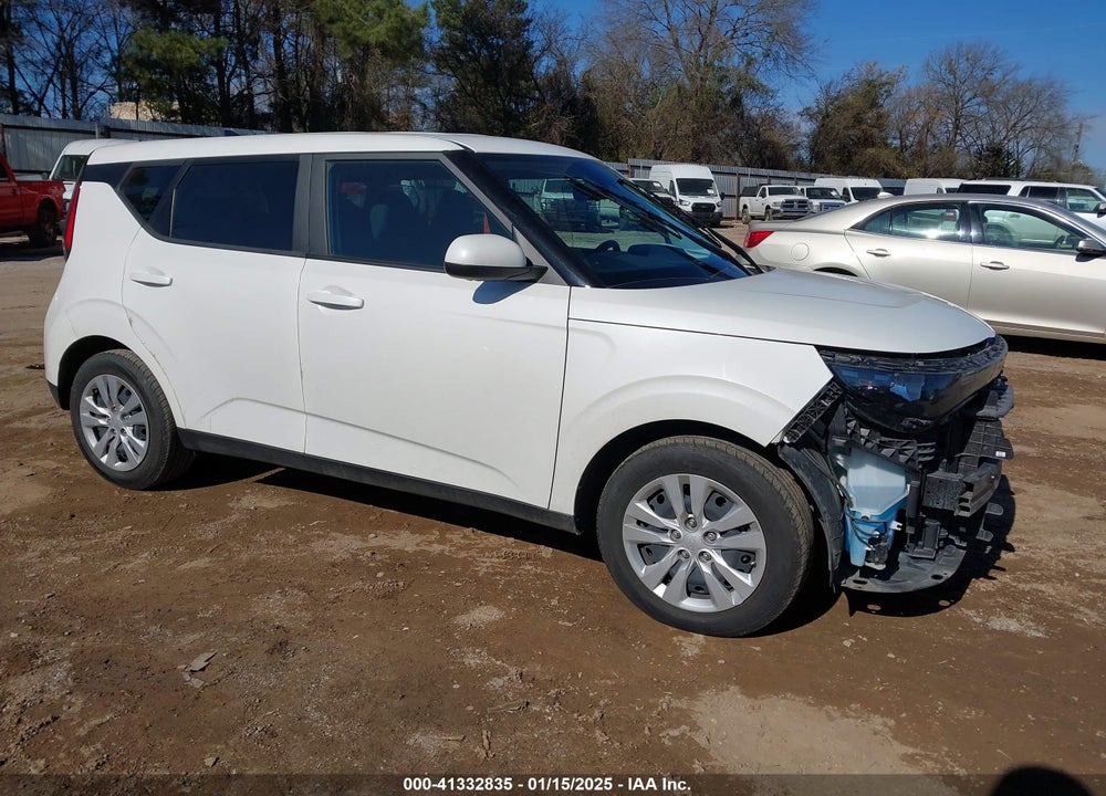 2023 KIA SOUL LX VIN: KNDJ23AU8P7200305
