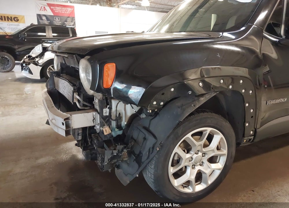 2016 JEEP RENEGADE LATITUDE VIN: ZACCJBBT2GPC54214