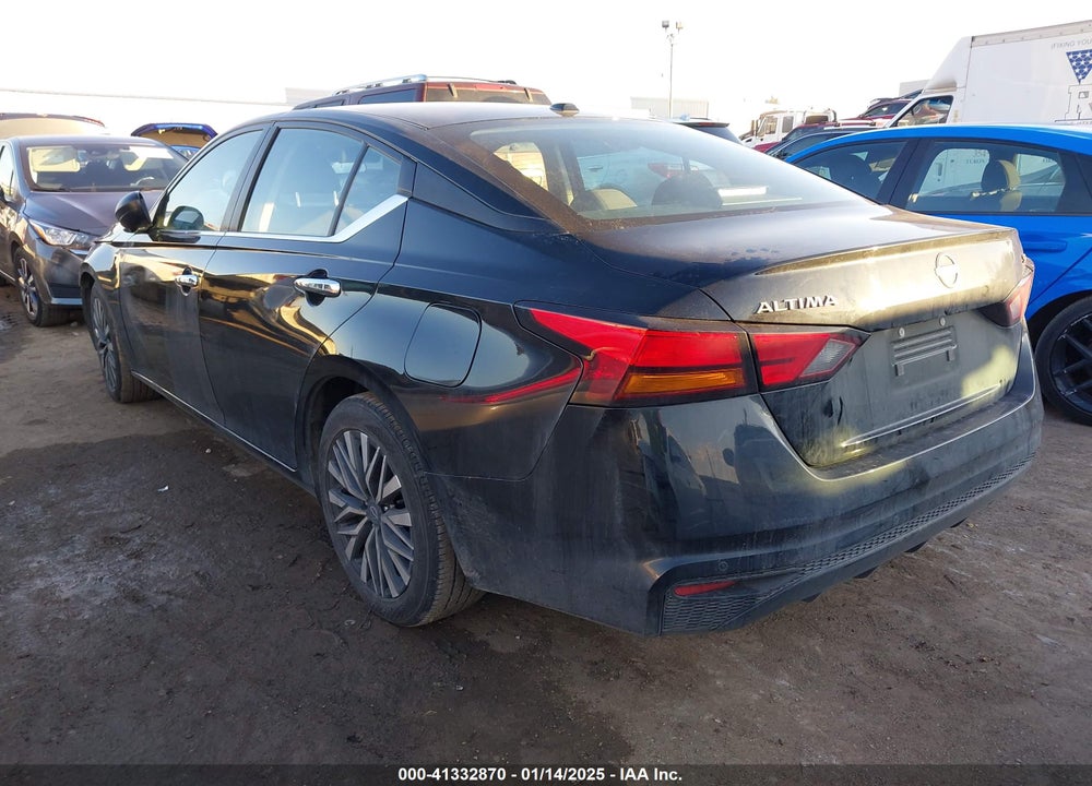 2024 NISSAN ALTIMA SV FWD VIN: 1N4BL4DV8RN307922