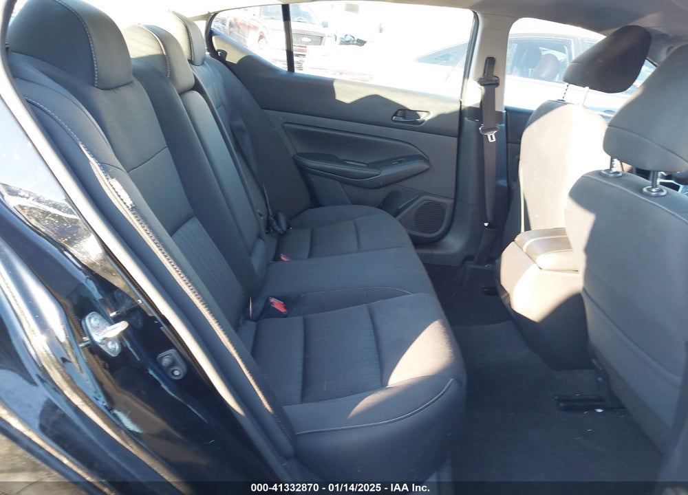 2024 NISSAN ALTIMA SV FWD VIN: 1N4BL4DV8RN307922