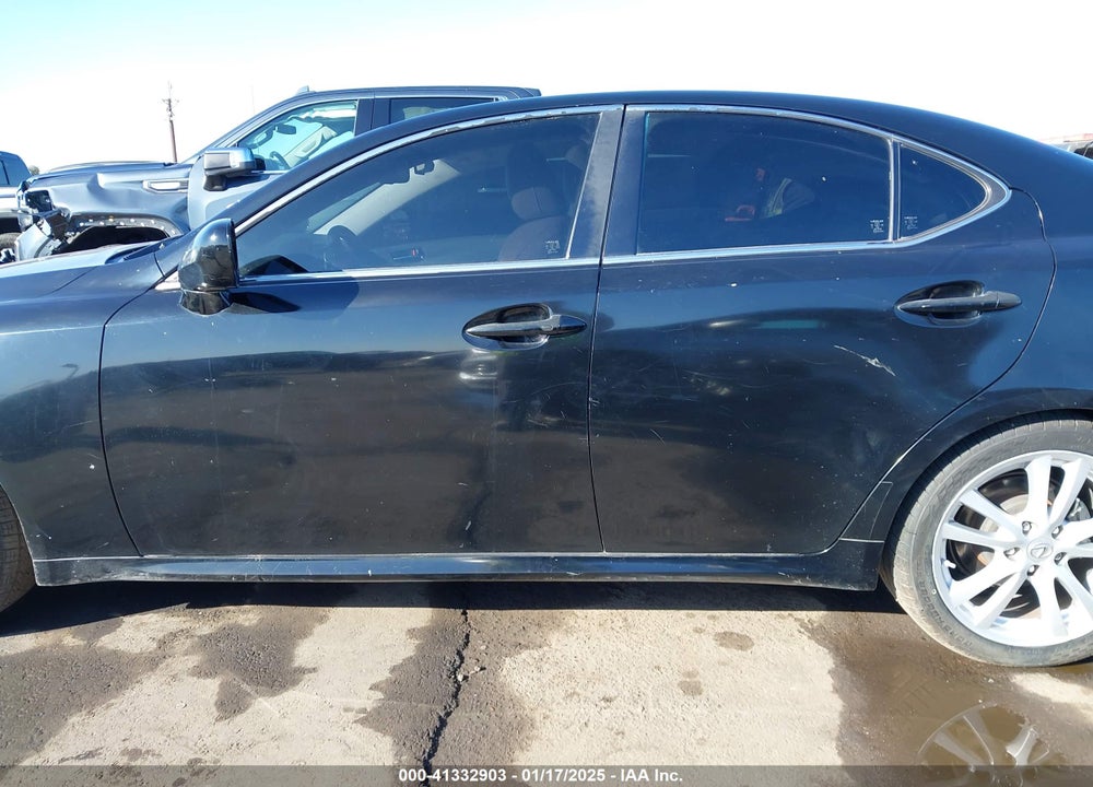 2006 LEXUS IS VIN: JTHBK262865019378