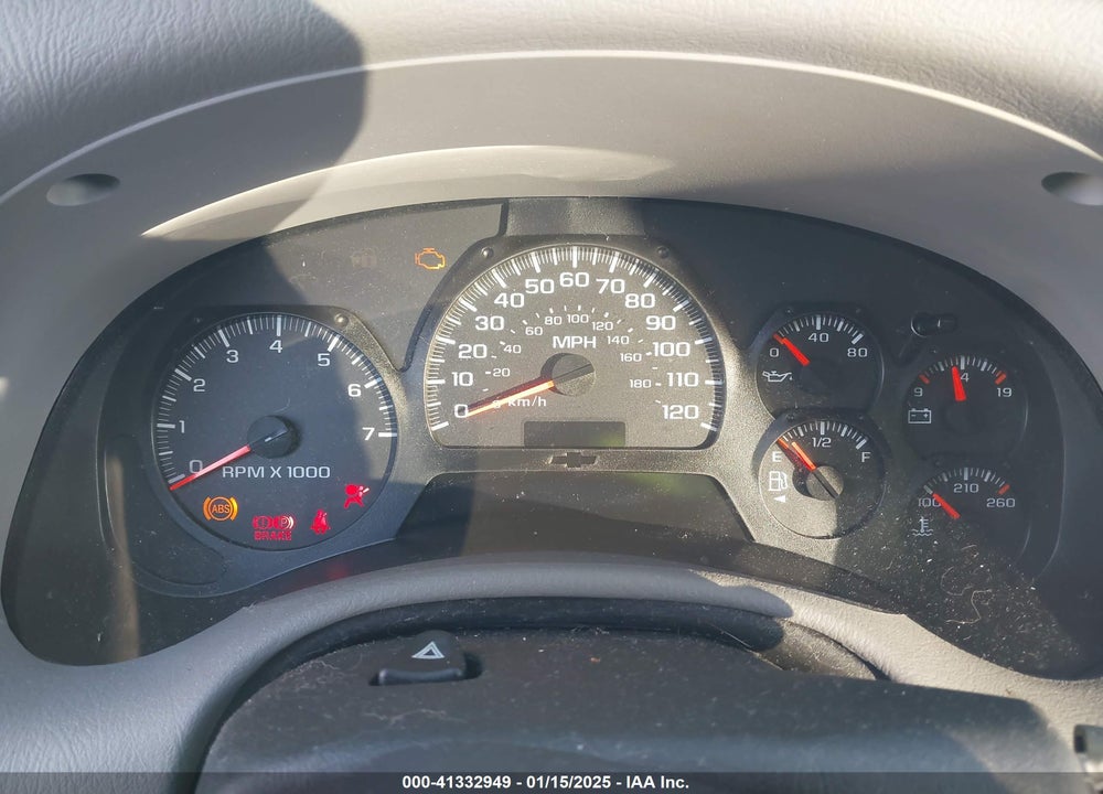 2005 CHEVROLET TRAILBLAZER LS VIN: 1GNDS13S052280519