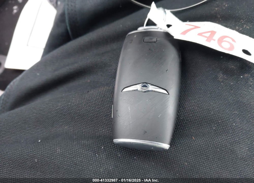 2022 GENESIS G70 2.0T AWD VIN: KMTG34TA0NU088969