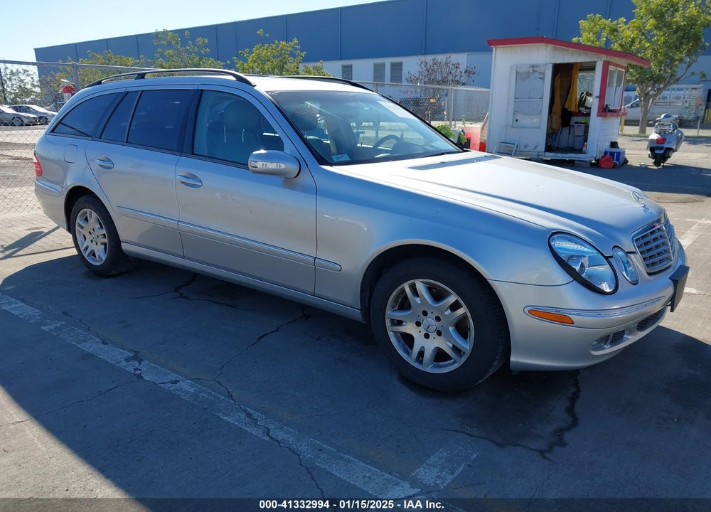 2005 MERCEDES-BENZ E 320 4MATIC VIN: WDBUH82J55X174237