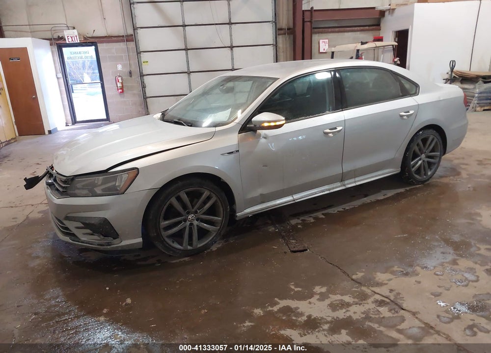 2018 VOLKSWAGEN PASSAT VIN: 1VWAA7A30JC037243