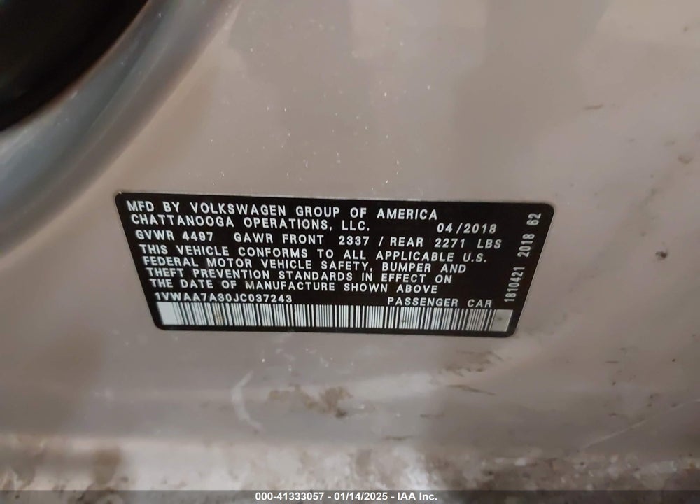 2018 VOLKSWAGEN PASSAT VIN: 1VWAA7A30JC037243