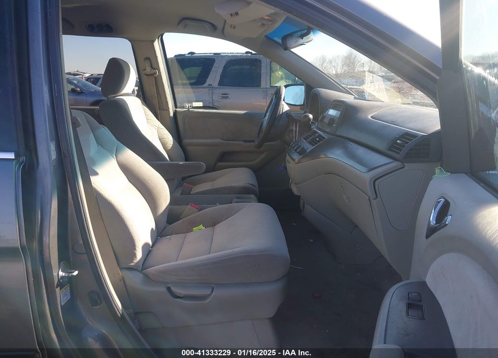 2007 HONDA ODYSSEY LX VIN: 5FNRL382X7B006230