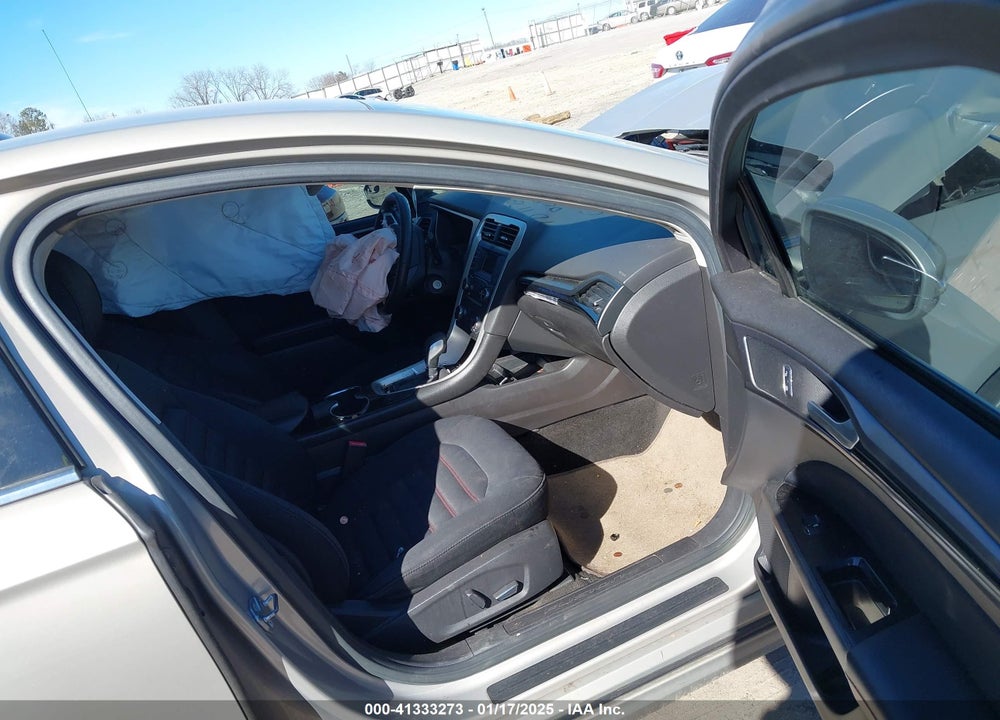 2015 FORD FUSION VIN: 3FA6P0H76FR235413