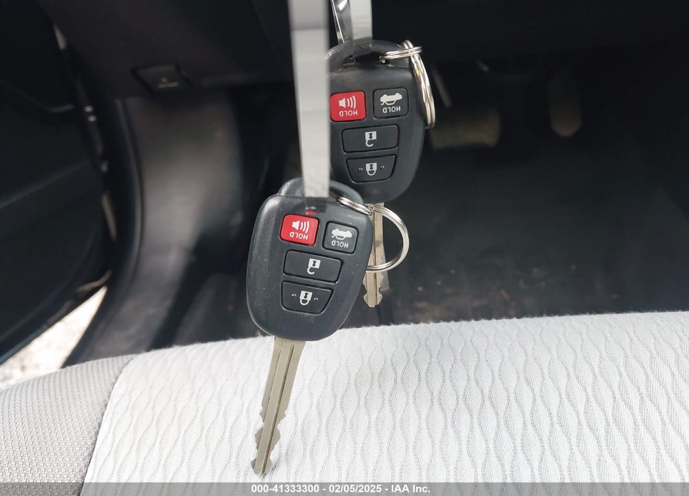 2019 TOYOTA COROLLA VIN: 2T1BURHE8KC172772