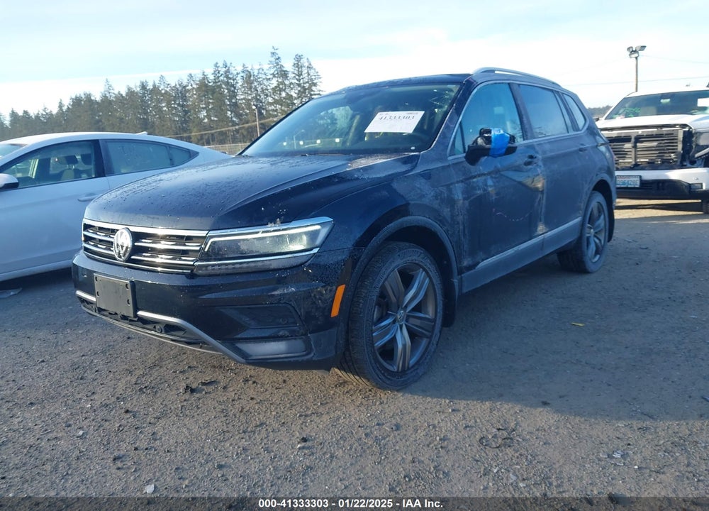 2019 VOLKSWAGEN TIGUAN VIN: 3VV4B7AX0KM069756