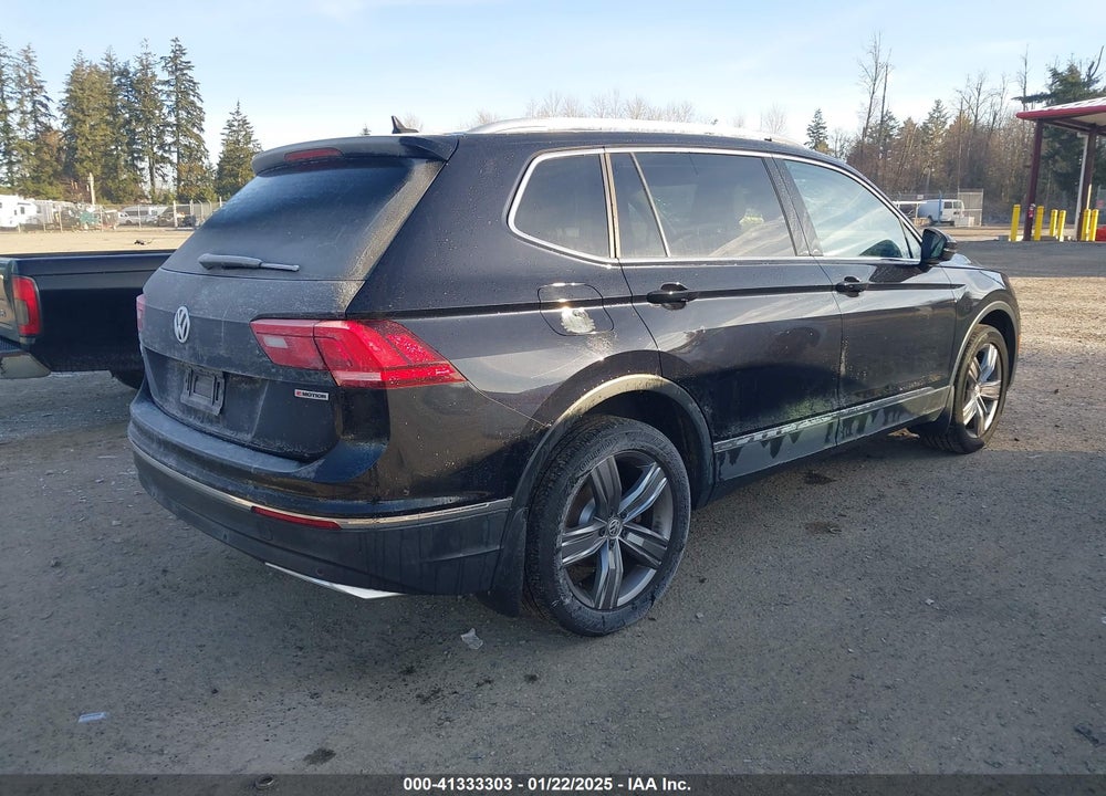 2019 VOLKSWAGEN TIGUAN VIN: 3VV4B7AX0KM069756